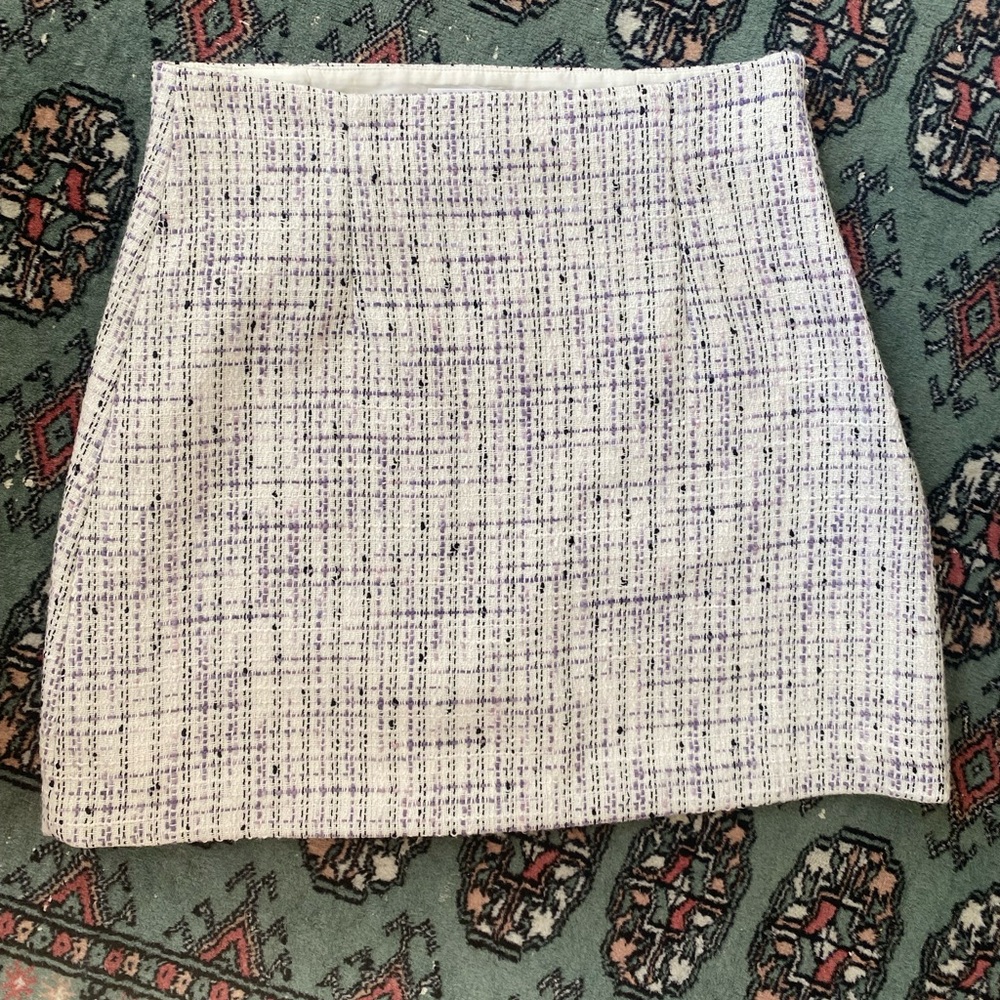 Babaton Brynn classic mini skirt - Picture 4 of 8